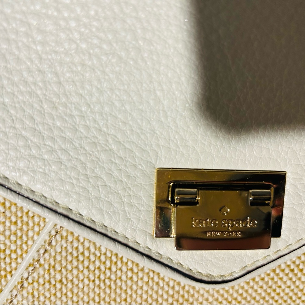 Kate spade white/cream summer style handbag - Picture 2 of 5